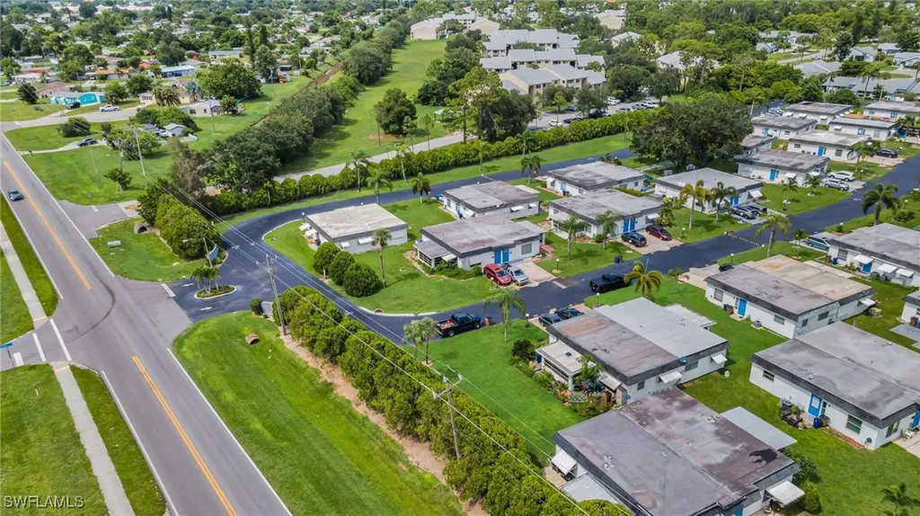 63 Tangelo Court Lehigh Acres FL 33936