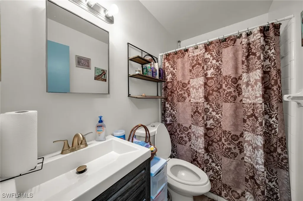 63 Tangelo Court Lehigh Acres FL 33936