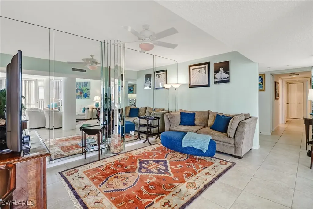 4041 Gulf Shore Boulevard N Naples FL 34103