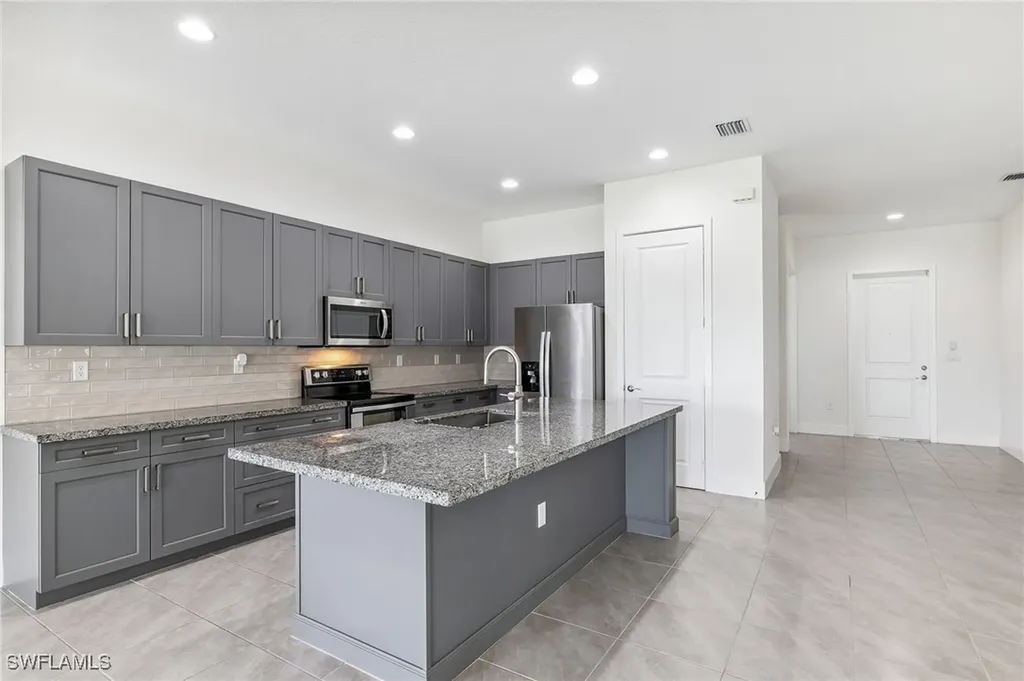 5080 Isidora Lane Ave Maria FL 34142