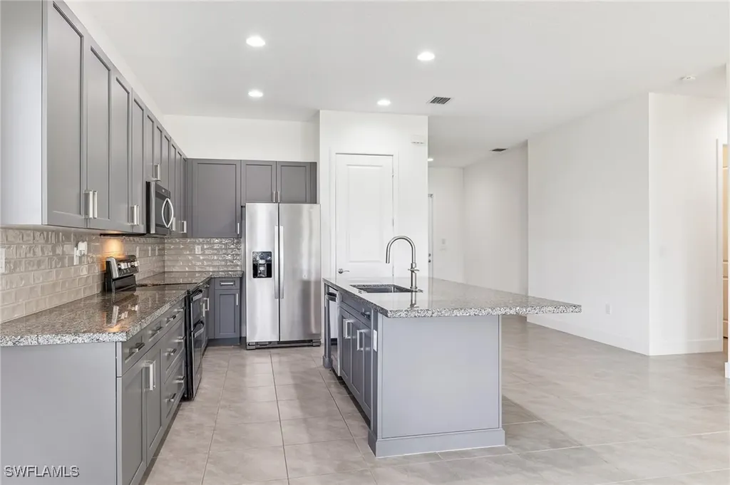 5080 Isidora Lane Ave Maria FL 34142