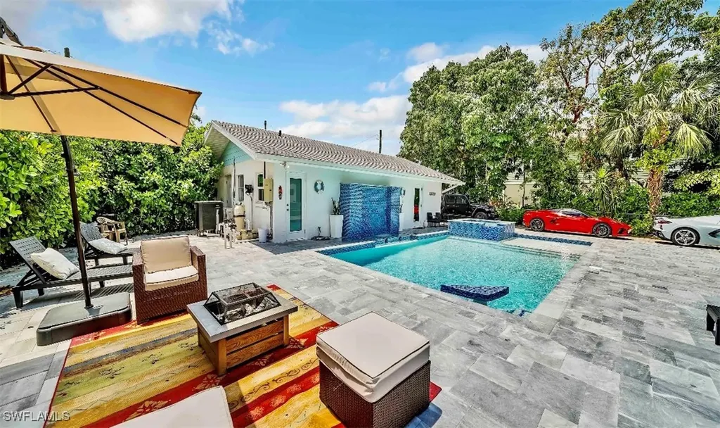 27237 Rio Vista Circle Bonita Springs FL 34135