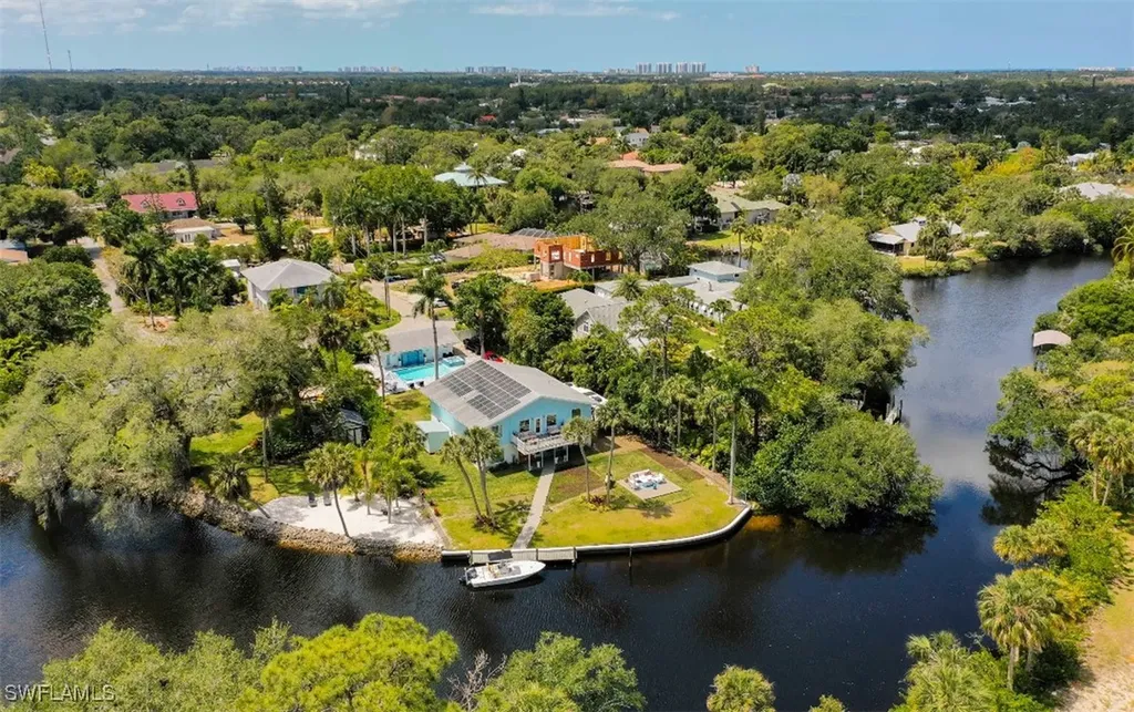 27237 Rio Vista Circle Bonita Springs FL 34135