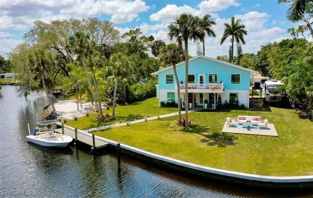 27237 Rio Vista Circle Bonita Springs FL 34135