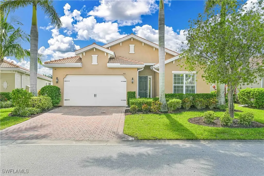 3915 King Williams Street Fort Myers FL 33916