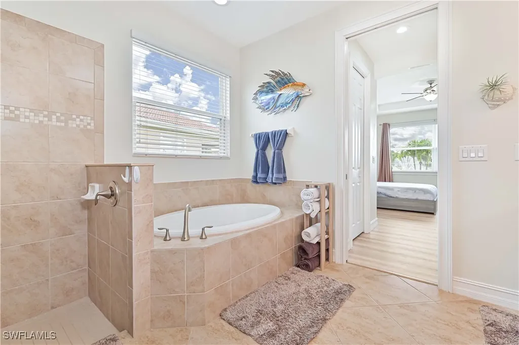3915 King Williams Street Fort Myers FL 33916