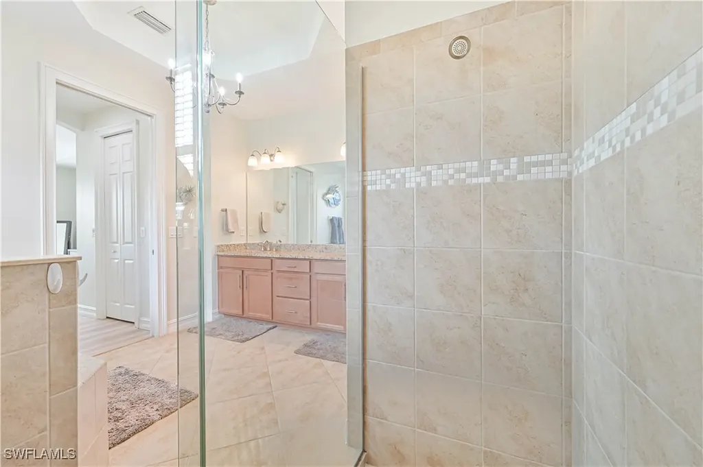 3915 King Williams Street Fort Myers FL 33916