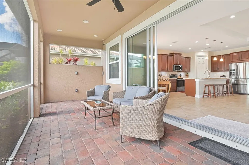 3915 King Williams Street Fort Myers FL 33916