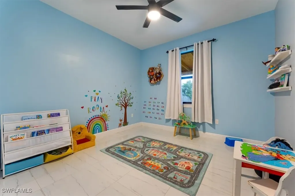 2695 10th Avenue SE Naples FL 34117