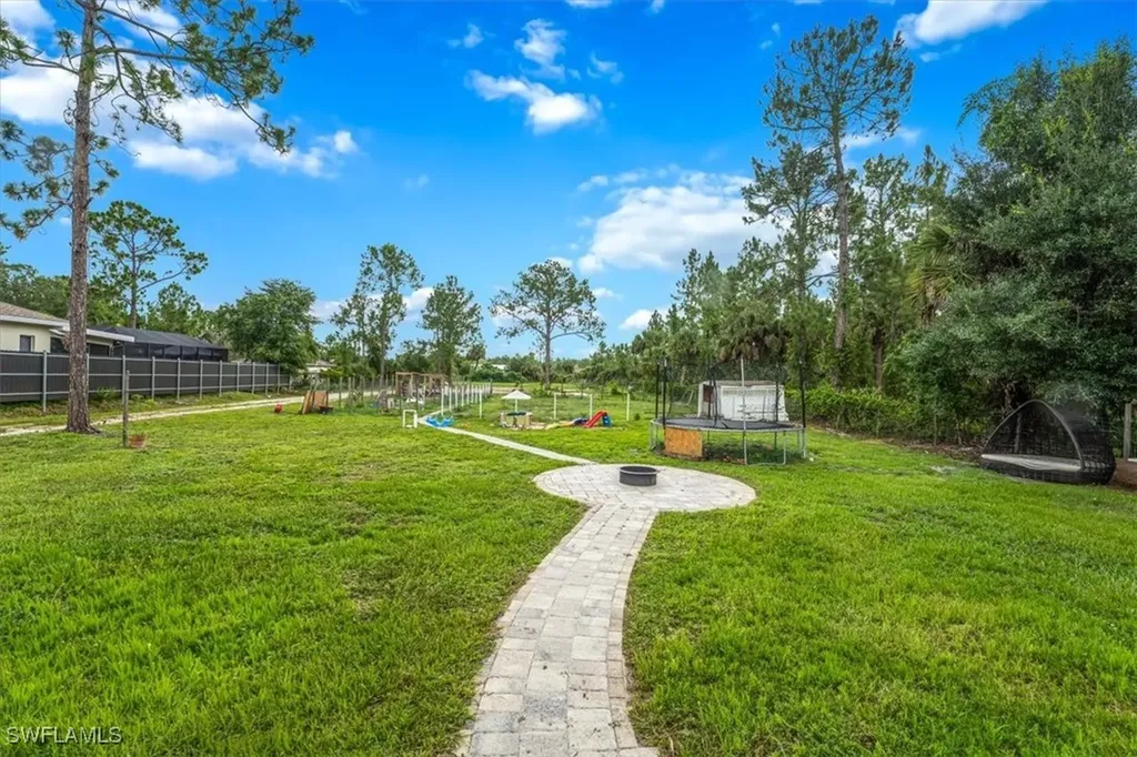 2695 10th Avenue SE Naples FL 34117