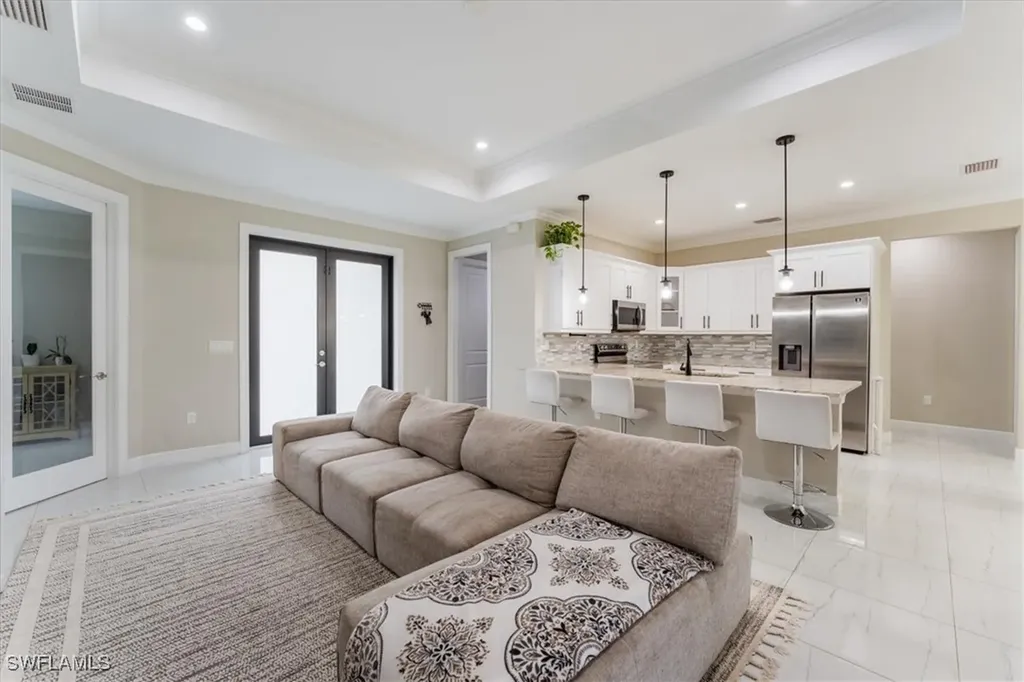2695 10th Avenue SE Naples FL 34117