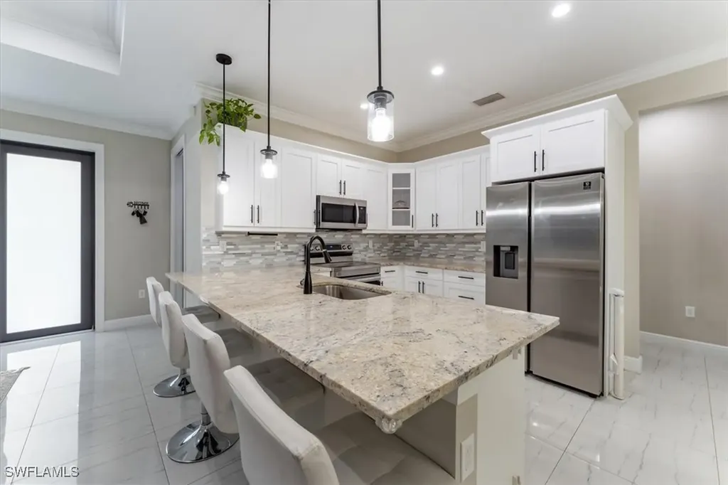 2695 10th Avenue SE Naples FL 34117