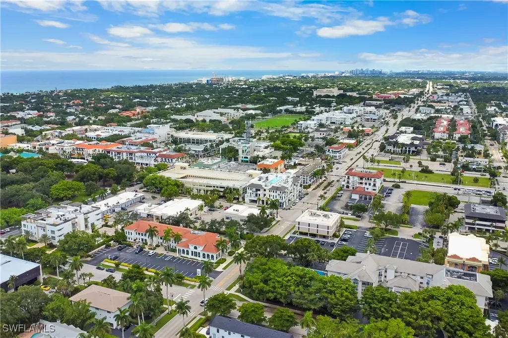 900 8th Avenue S Naples FL 34102