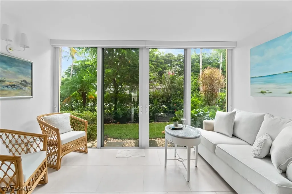 900 8th Avenue S Naples FL 34102