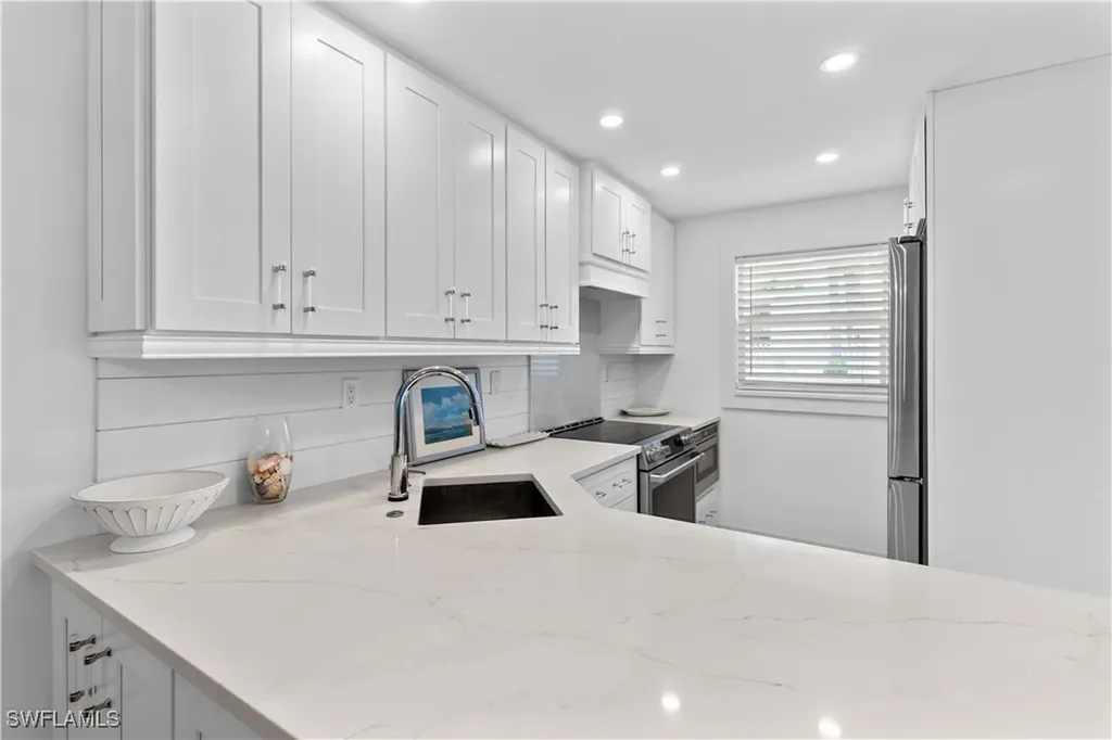 900 8th Avenue S Naples FL 34102