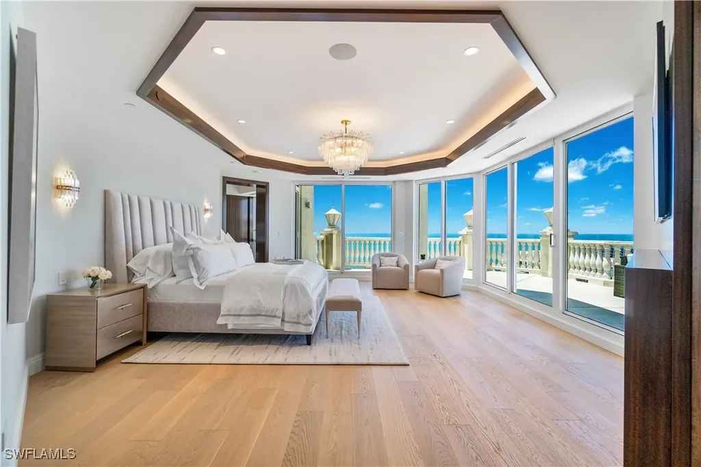 4021 Gulf Shore Boulevard N Naples FL 34103