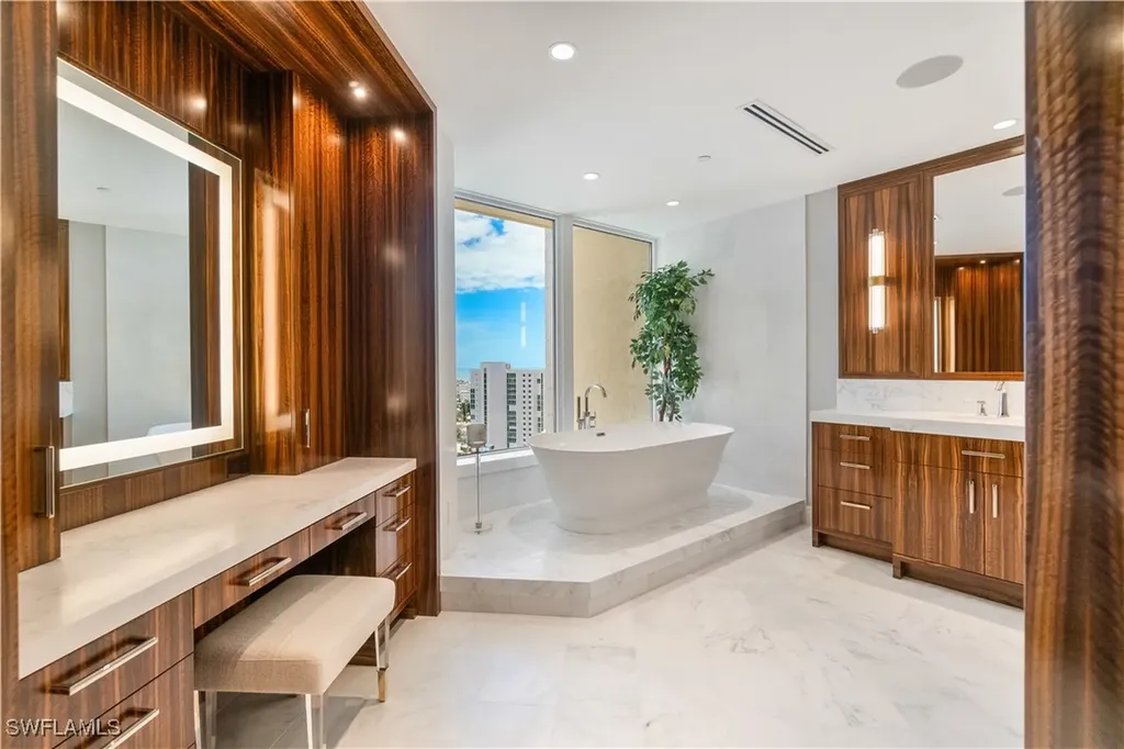 4021 Gulf Shore Boulevard N Naples FL 34103