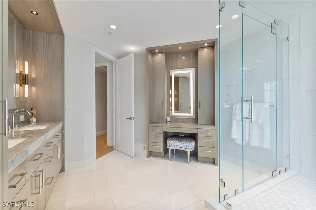 4021 Gulf Shore Boulevard N Naples FL 34103