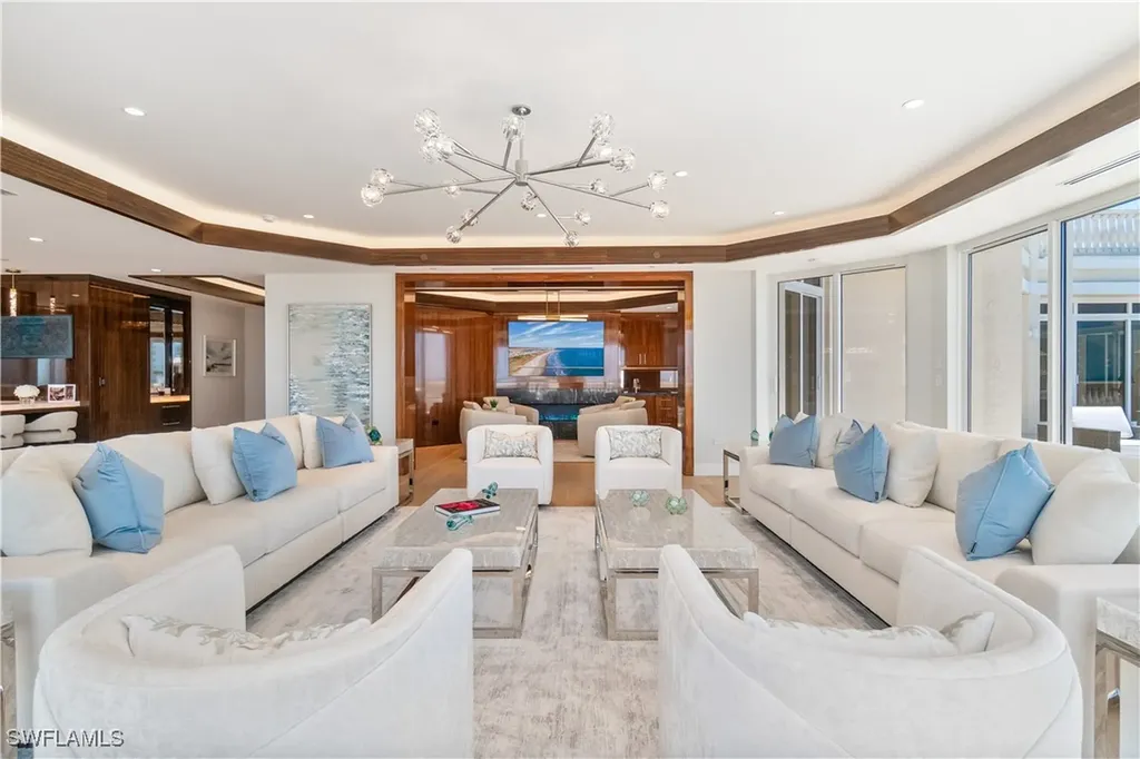 4021 Gulf Shore Boulevard N Naples FL 34103