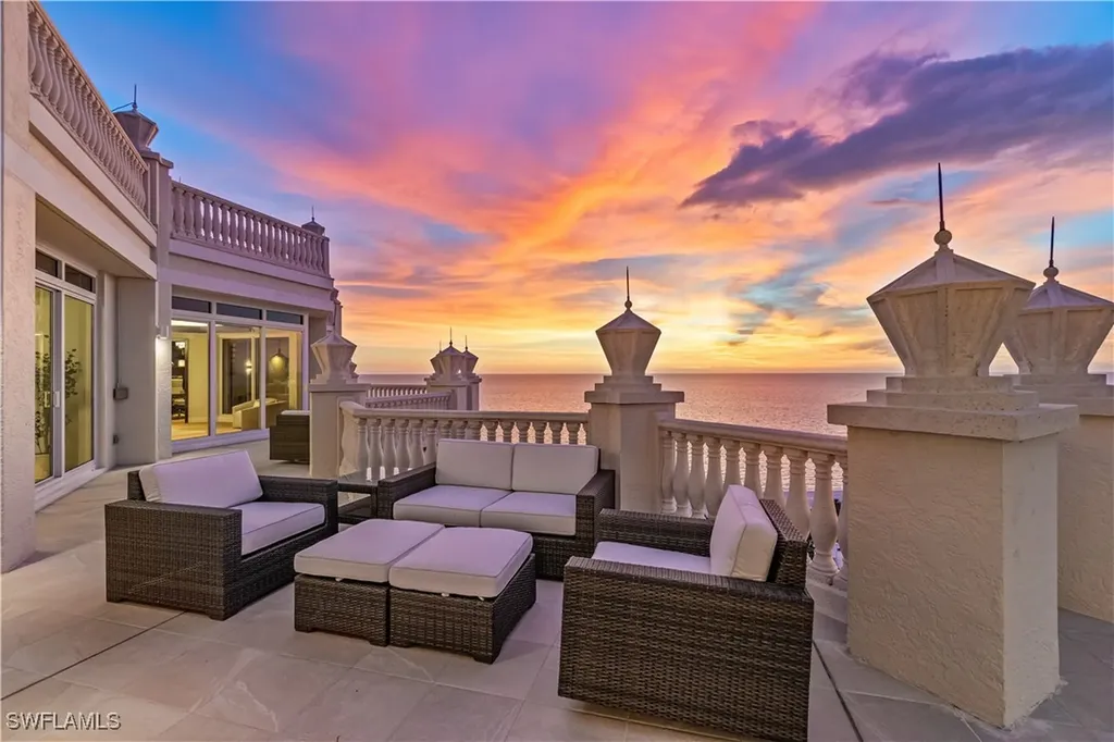 4021 Gulf Shore Boulevard N Naples FL 34103