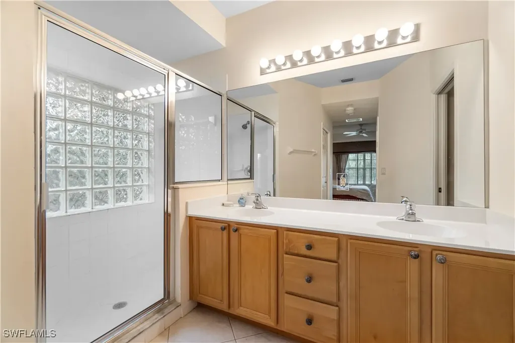 1980 Willow Bend Circle Naples FL 34109