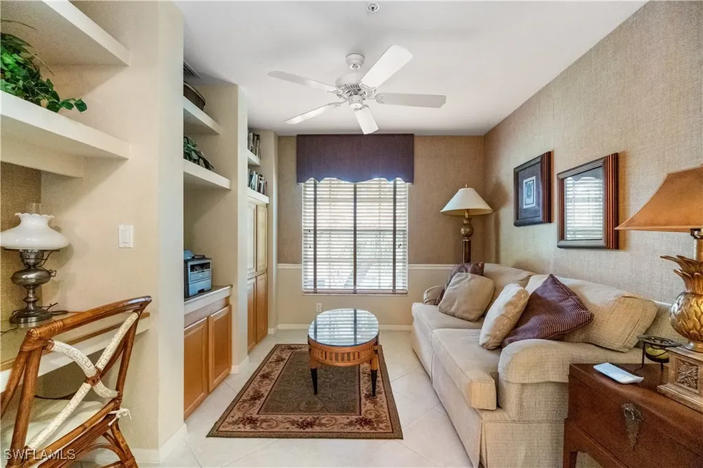 1980 Willow Bend Circle Naples FL 34109