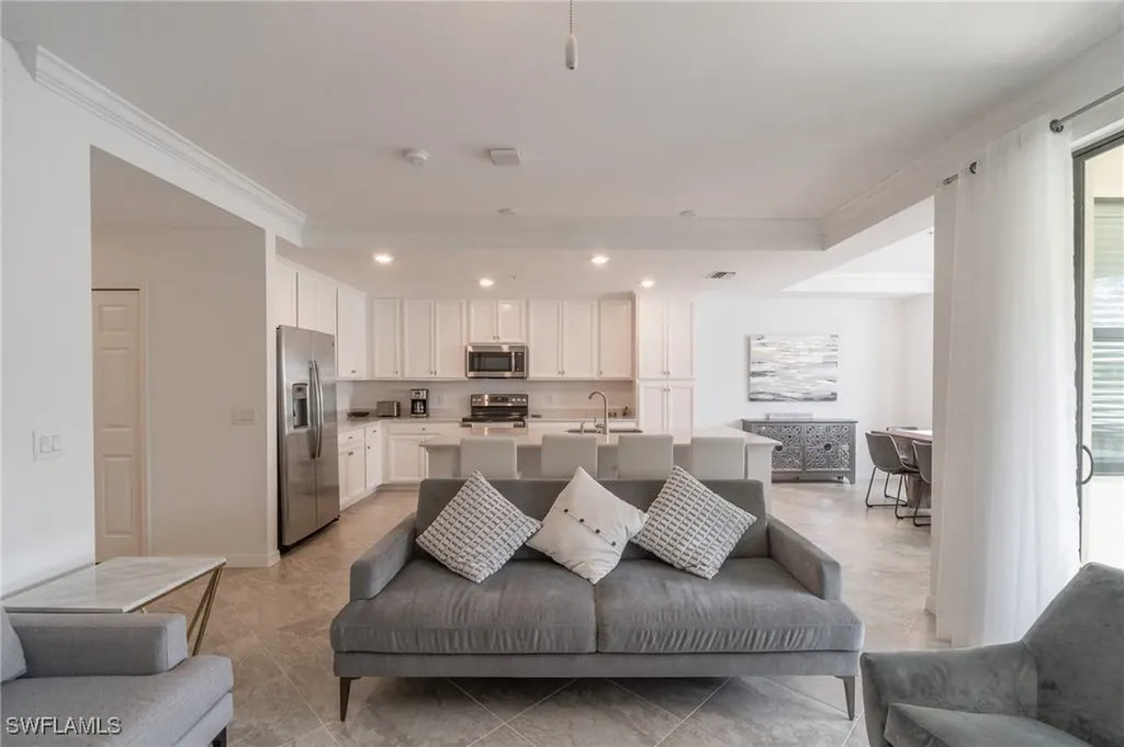 9596 Trevi Court Naples FL 34113