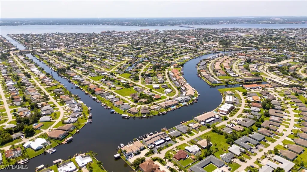 3603 SE 10th Avenue Cape Coral FL 33904