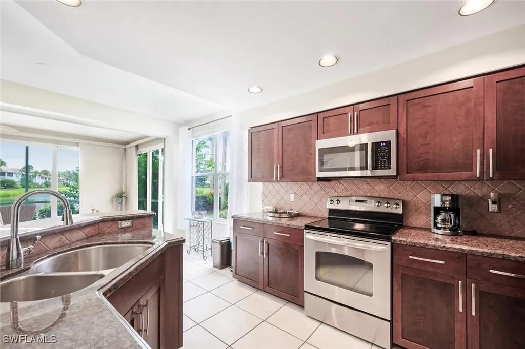 7762 Gardner Drive Naples FL 34109
