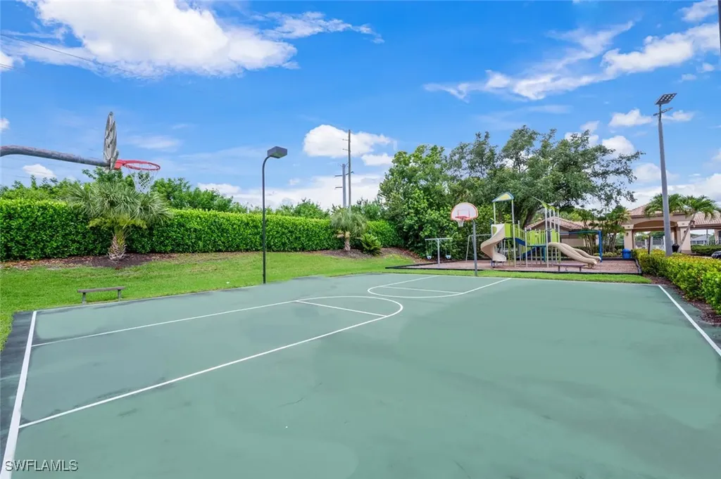 7762 Gardner Drive Naples FL 34109