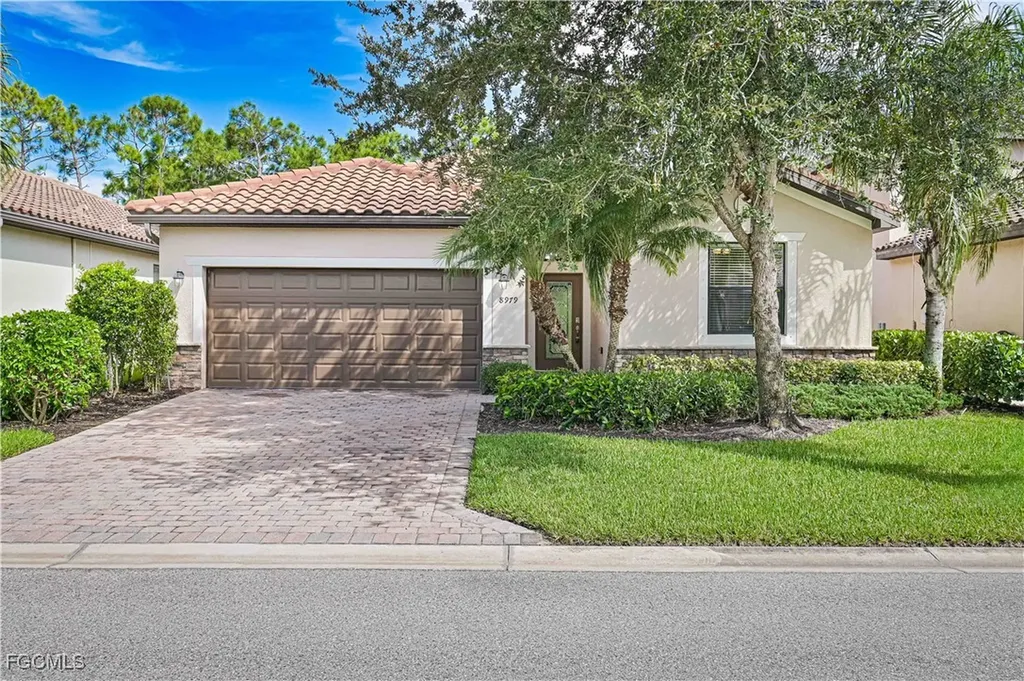 8979 Water Tupelo Road Fort Myers FL 33912