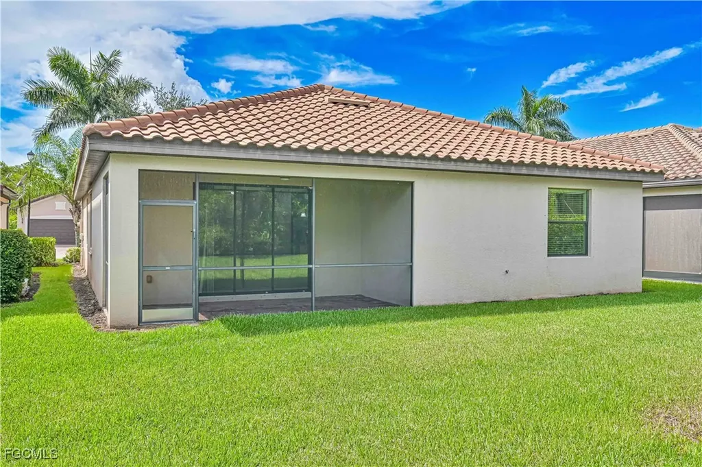 8979 Water Tupelo Road Fort Myers FL 33912