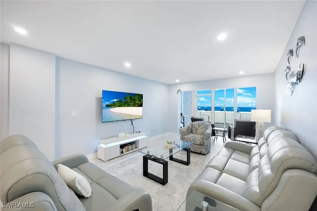 26000 Hickory Boulevard Bonita Springs FL 34134