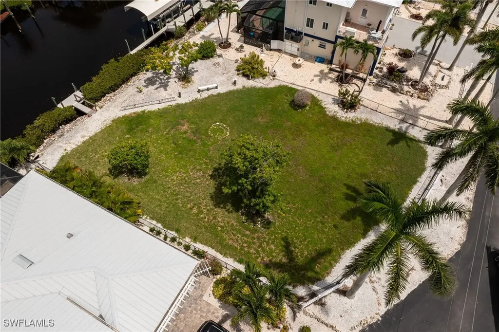 17901 Grey Heron Court Fort Myers Beach FL 33931