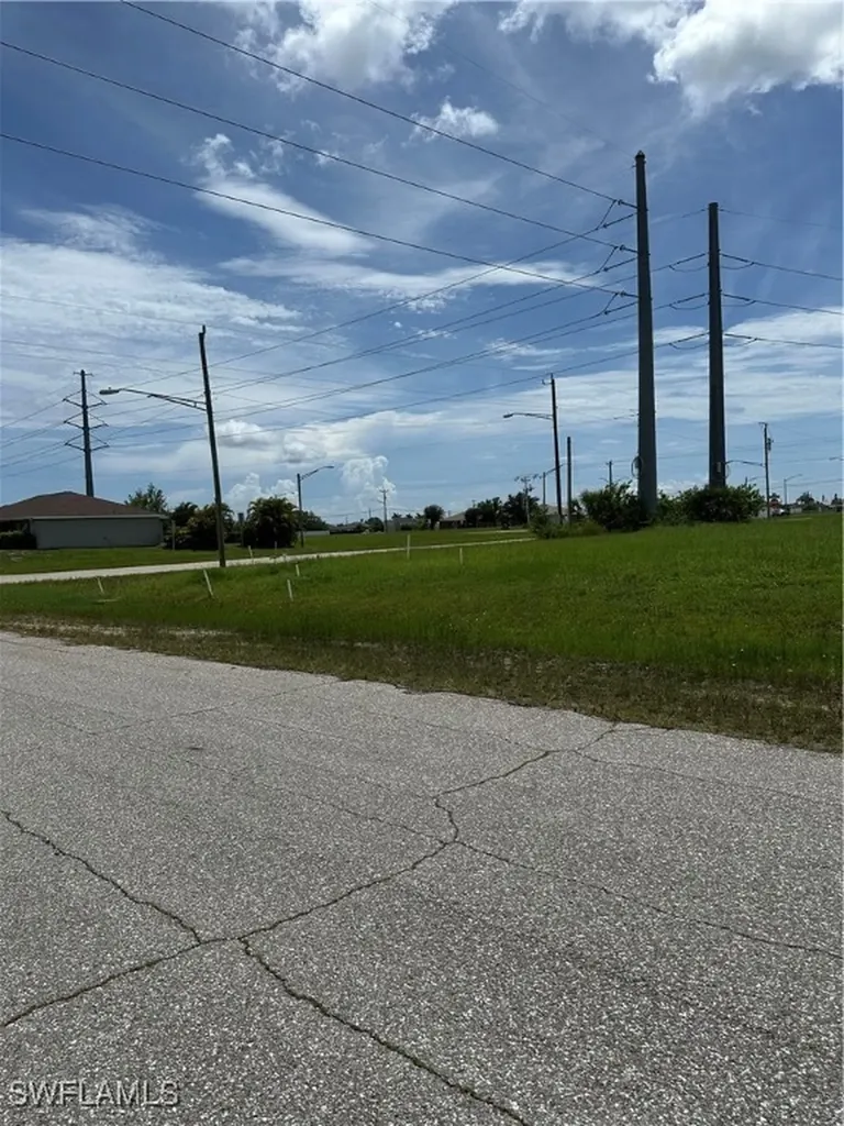 800 NW 24th Avenue Cape Coral FL 33993