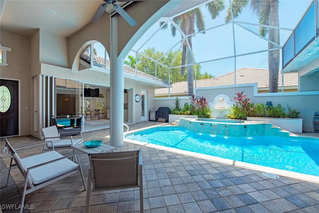 1534 Vintage Lane Naples FL 34104