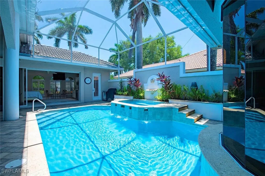 1534 Vintage Lane Naples FL 34104