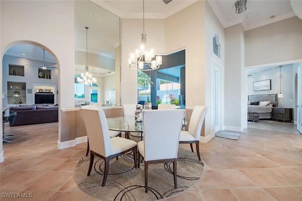 1534 Vintage Lane Naples FL 34104
