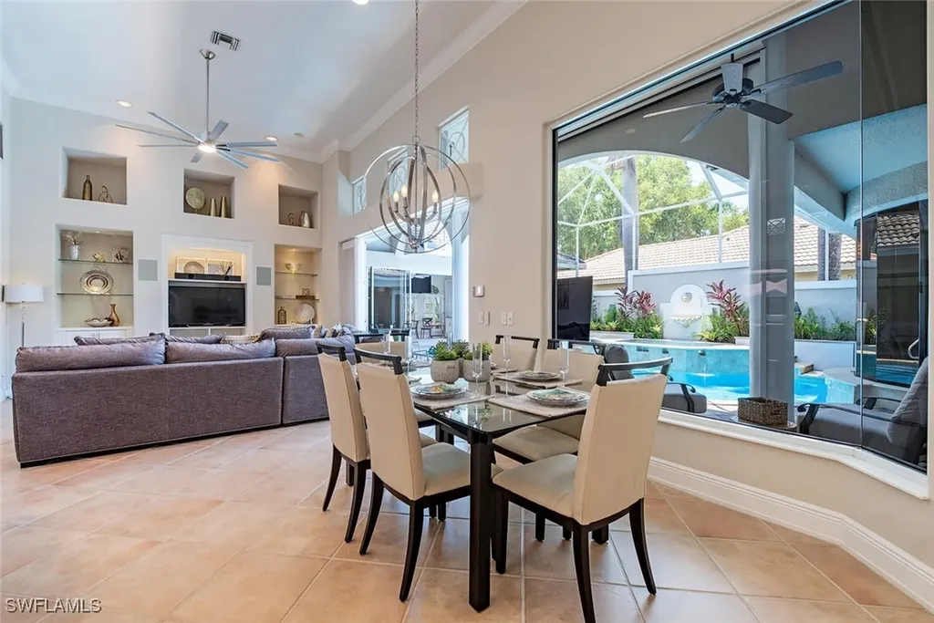 1534 Vintage Lane Naples FL 34104
