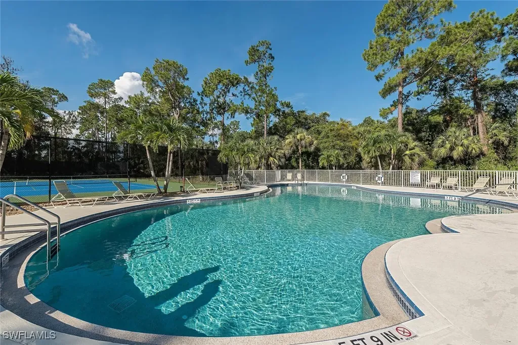 1534 Vintage Lane Naples FL 34104