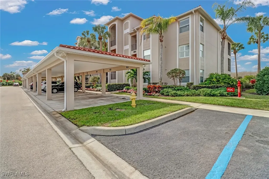 10275 Heritage Bay Boulevard Naples FL 34120
