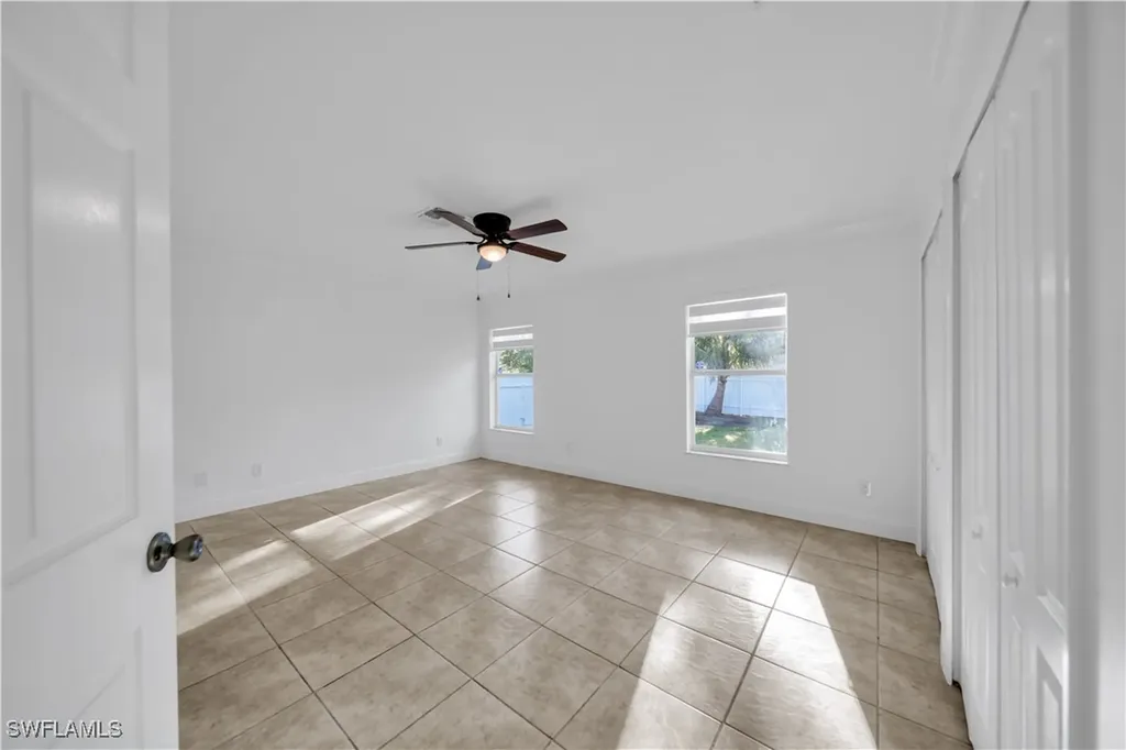 1207 NW 21st Avenue Cape Coral FL 33993