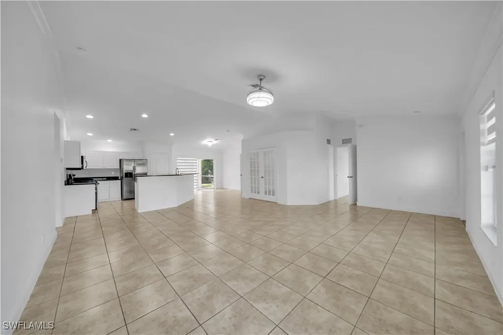 1207 NW 21st Avenue Cape Coral FL 33993