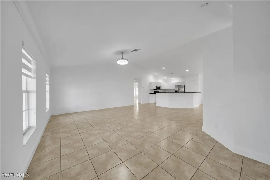 1207 NW 21st Avenue Cape Coral FL 33993