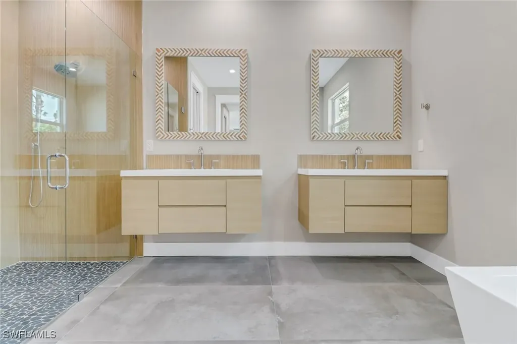 1415 13th Avenue N Naples FL 34102