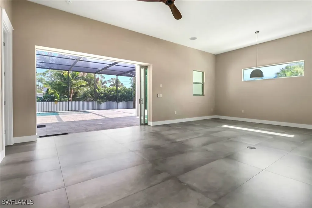 1415 13th Avenue N Naples FL 34102