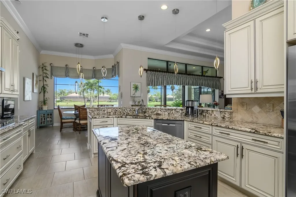 10534 Espanola Drive Bonita Springs FL 34135