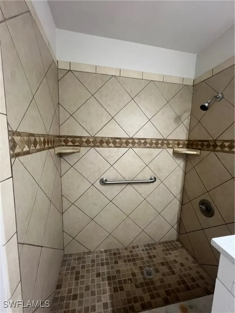 908 Gerald Avenue Lehigh Acres FL 33936