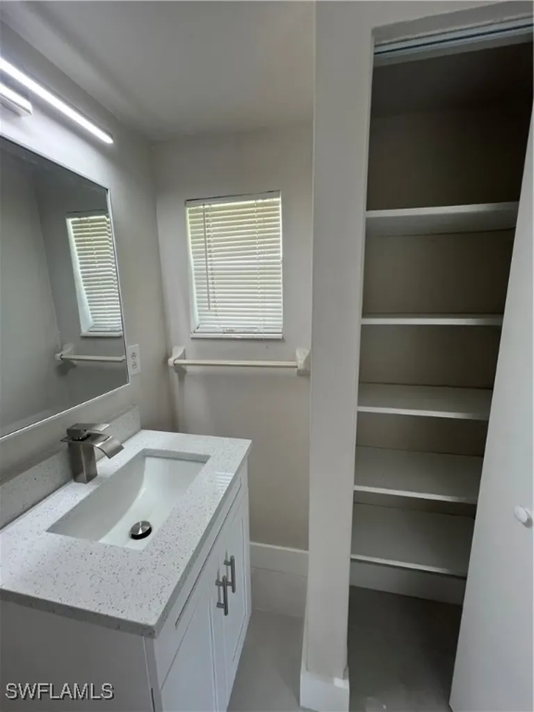 908 Gerald Avenue Lehigh Acres FL 33936