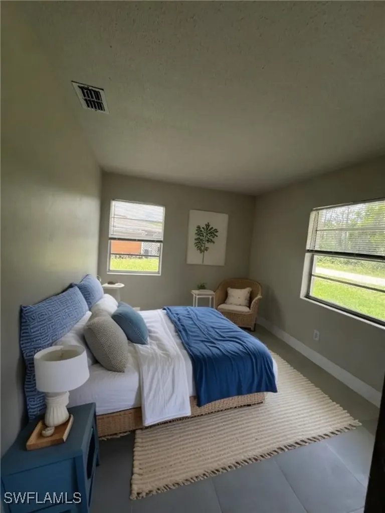 908 Gerald Avenue Lehigh Acres FL 33936